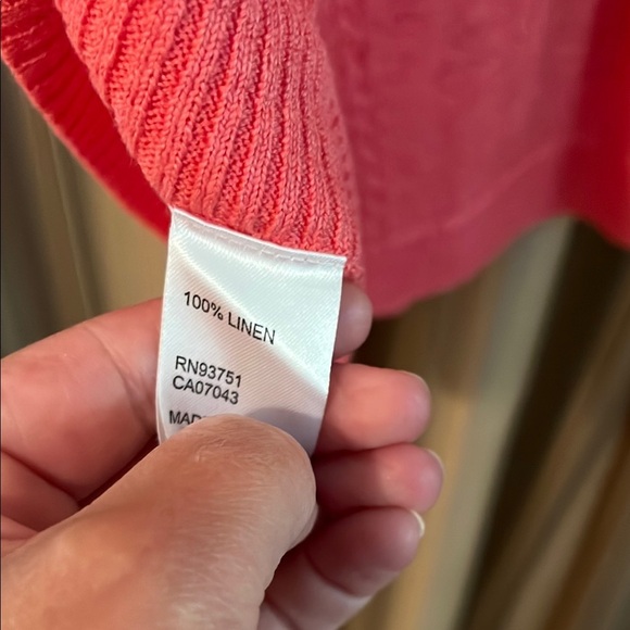 3/4 sleeve linen Top - Picture 2 of 5